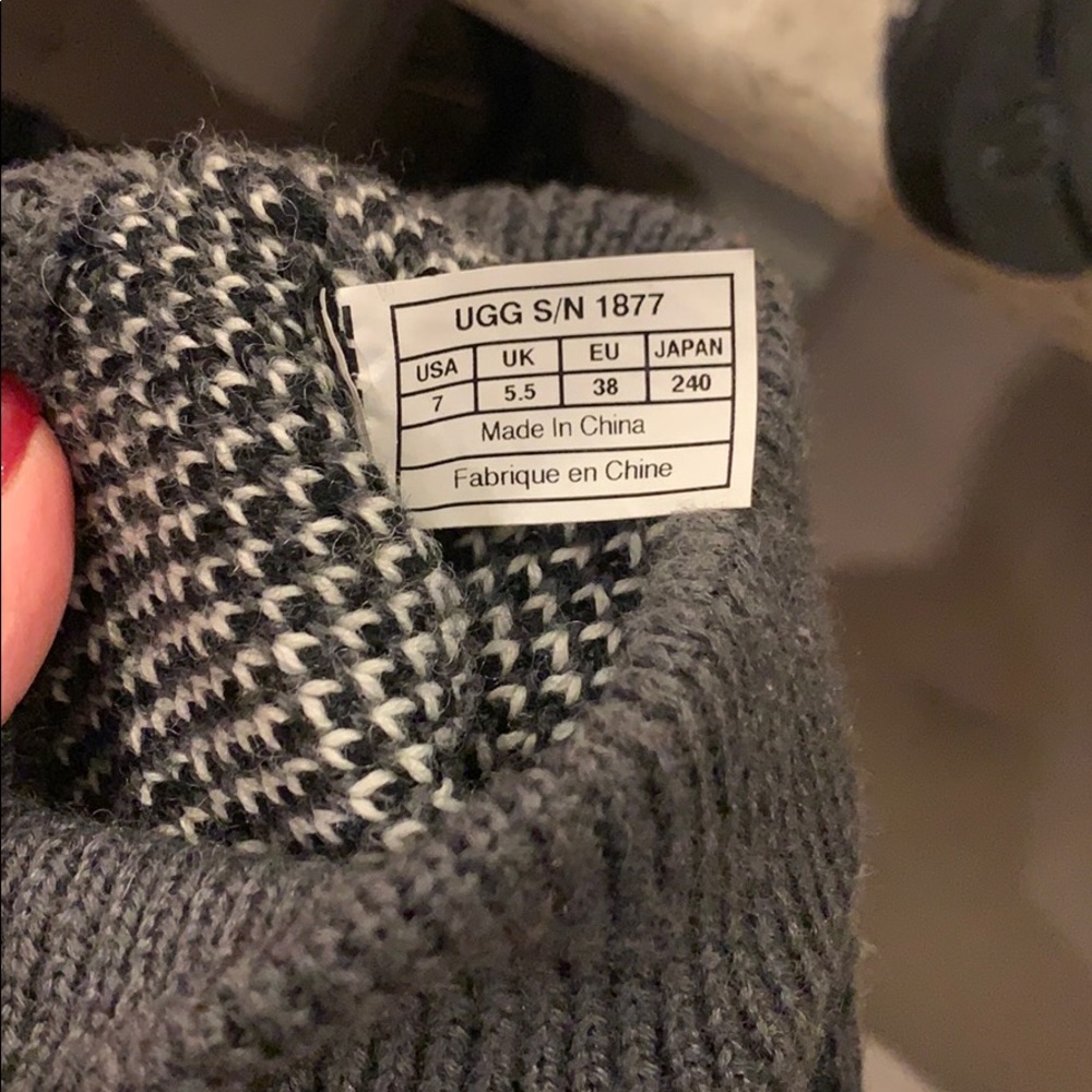 Knit UGG boots! - Picture 5 of 5